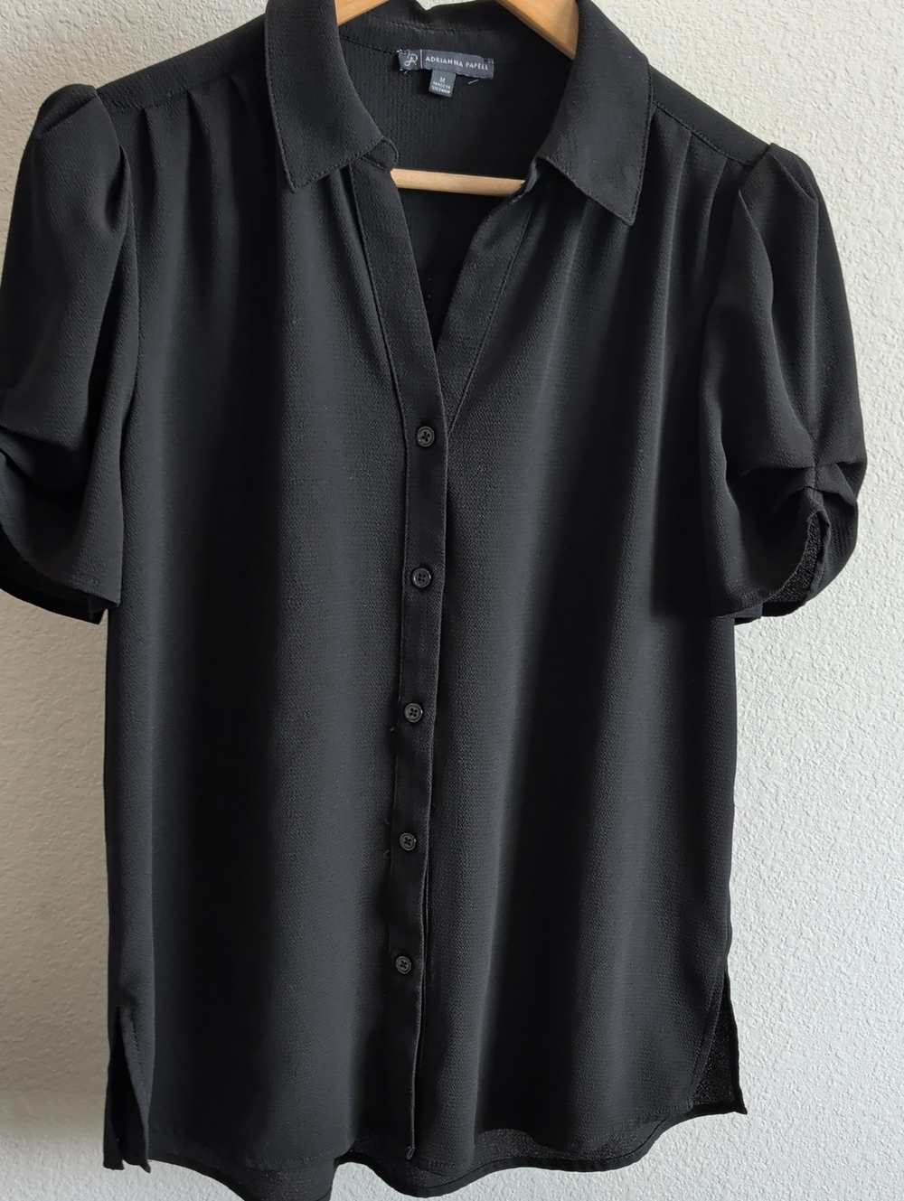 Adrienne Vittadini Black Button-Front Puff Sleeve Blouse